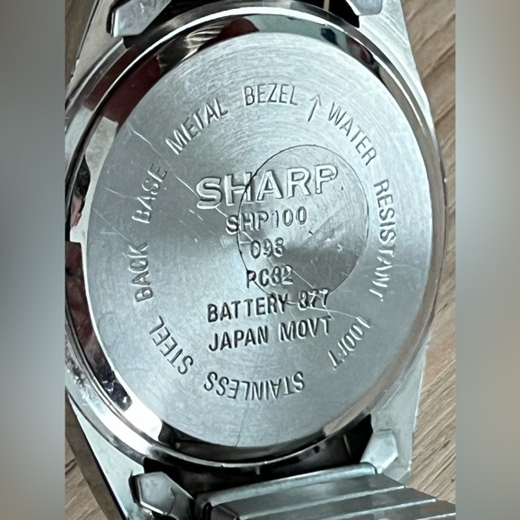 Sharp Men’s Watch Two Tone Stretch Bracelet White Dial Date Window - Picture 8 of 9